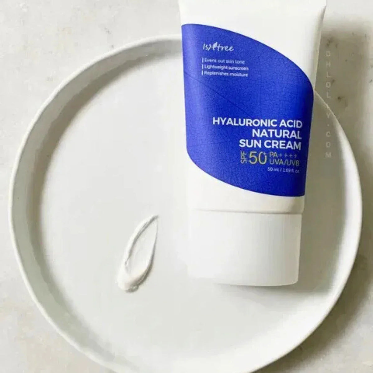 ISNTREE Hyaluronic Acid Natural Sun Cream SPF50+ PA++++ 50ml ISNTREE